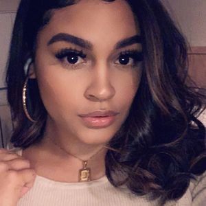 Meet your Posher, Layton